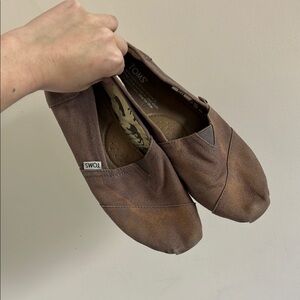 Toms Brown Slip-On Loafers